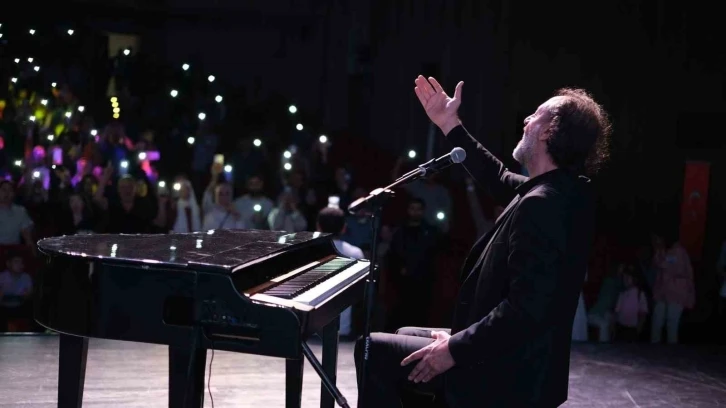 Kitap Fuarı&rsquo;na resital ile veda
