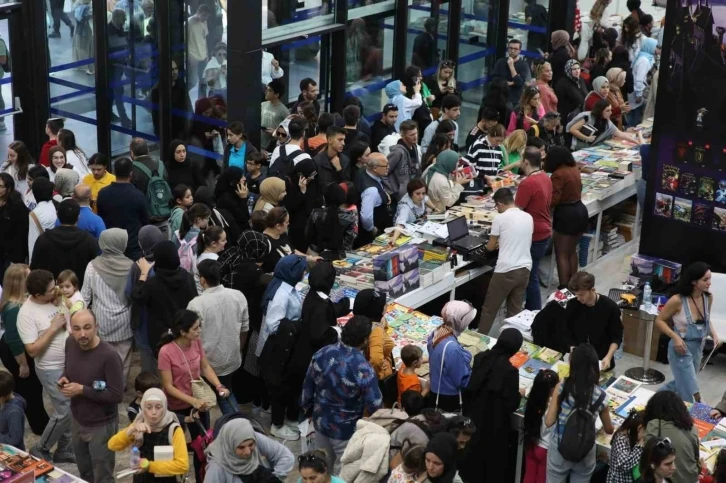 Kitap Fuarını 988 bin ziyaret etti
