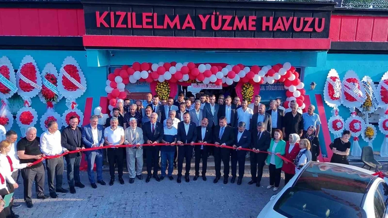 Kızılelma yüzme havuzu hizmete açıldı
