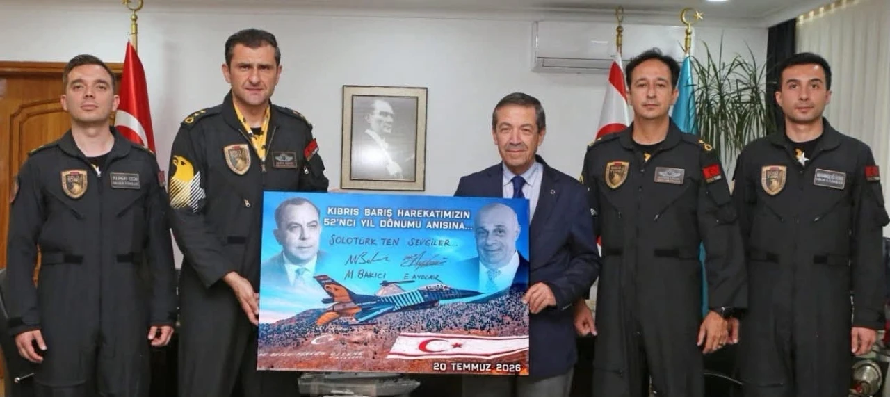 KKTC Dışişleri Bakanı Ertuğruloğlu: "T&uuml;rk F-16&rsquo;ları ile b&uuml;y&uuml;k gurur duyuyoruz"
