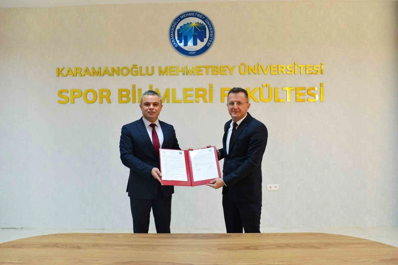KM&Uuml; ile Gen&ccedil;lik ve Spor İl M&uuml;d&uuml;rl&uuml;ğ&uuml; arasında iş birliği protokol&uuml; imzalandı
