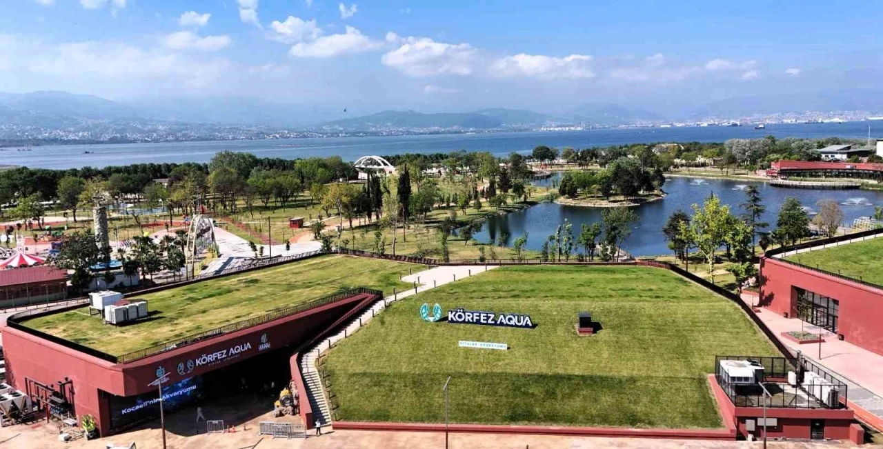Kocaeli&rsquo;de dev akvaryum kapılarını a&ccedil;ıyor
