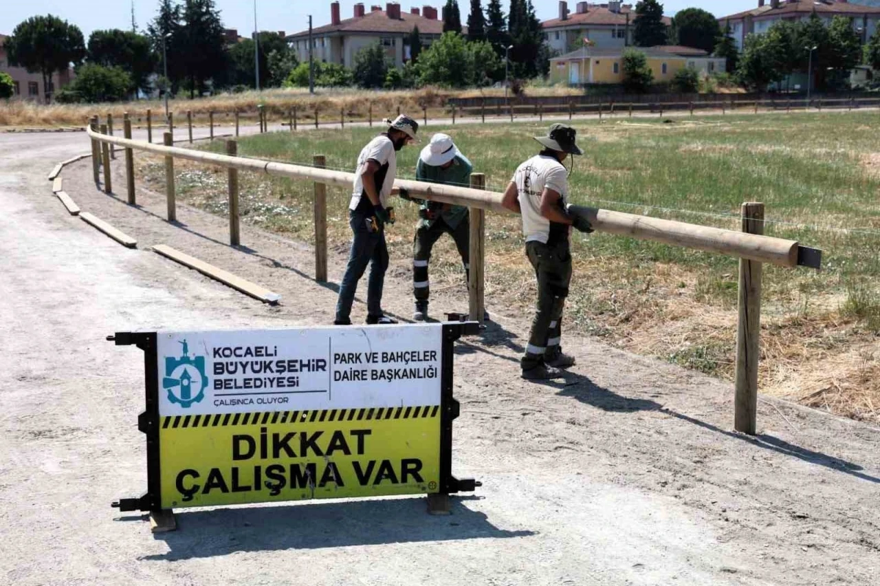 Kocaeli&rsquo;de G&ouml;lc&uuml;k Rahvan At Tesisi yarışlar &ouml;ncesi bakıma alındı
