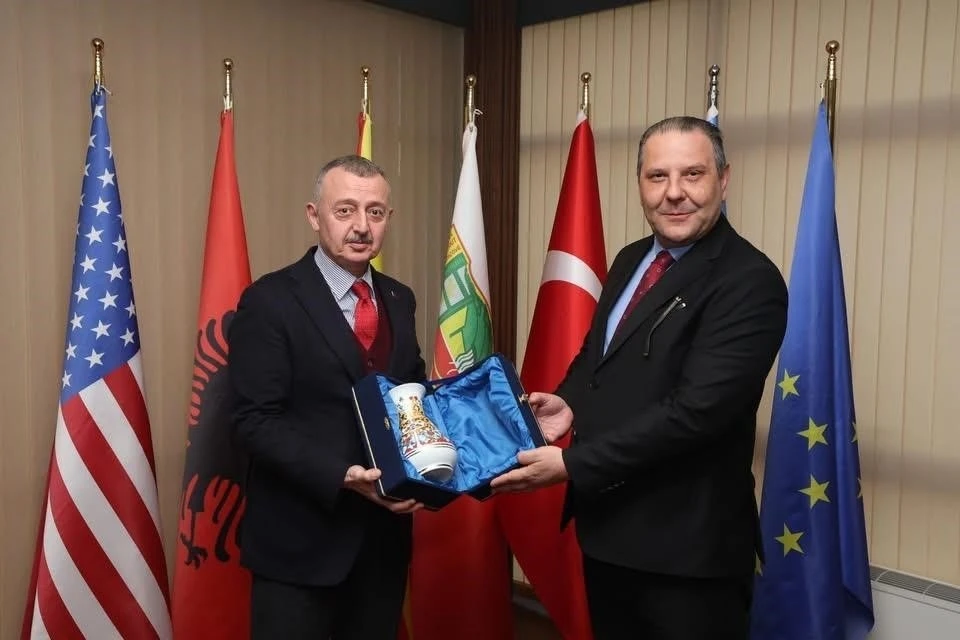 Kocaeli, Kır&ccedil;ova ile kardeş şehir olacak
