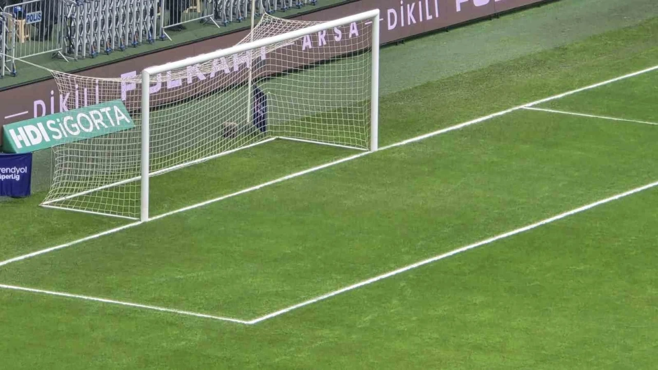 Kocaeli Stadyumu&rsquo;nun zemini ma&ccedil;a hazır
