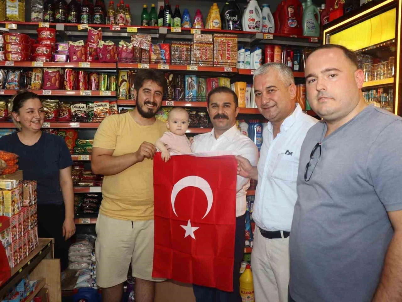 Koçarlı Kaymakamı Taşkın esnafın sorunlarını dinledi