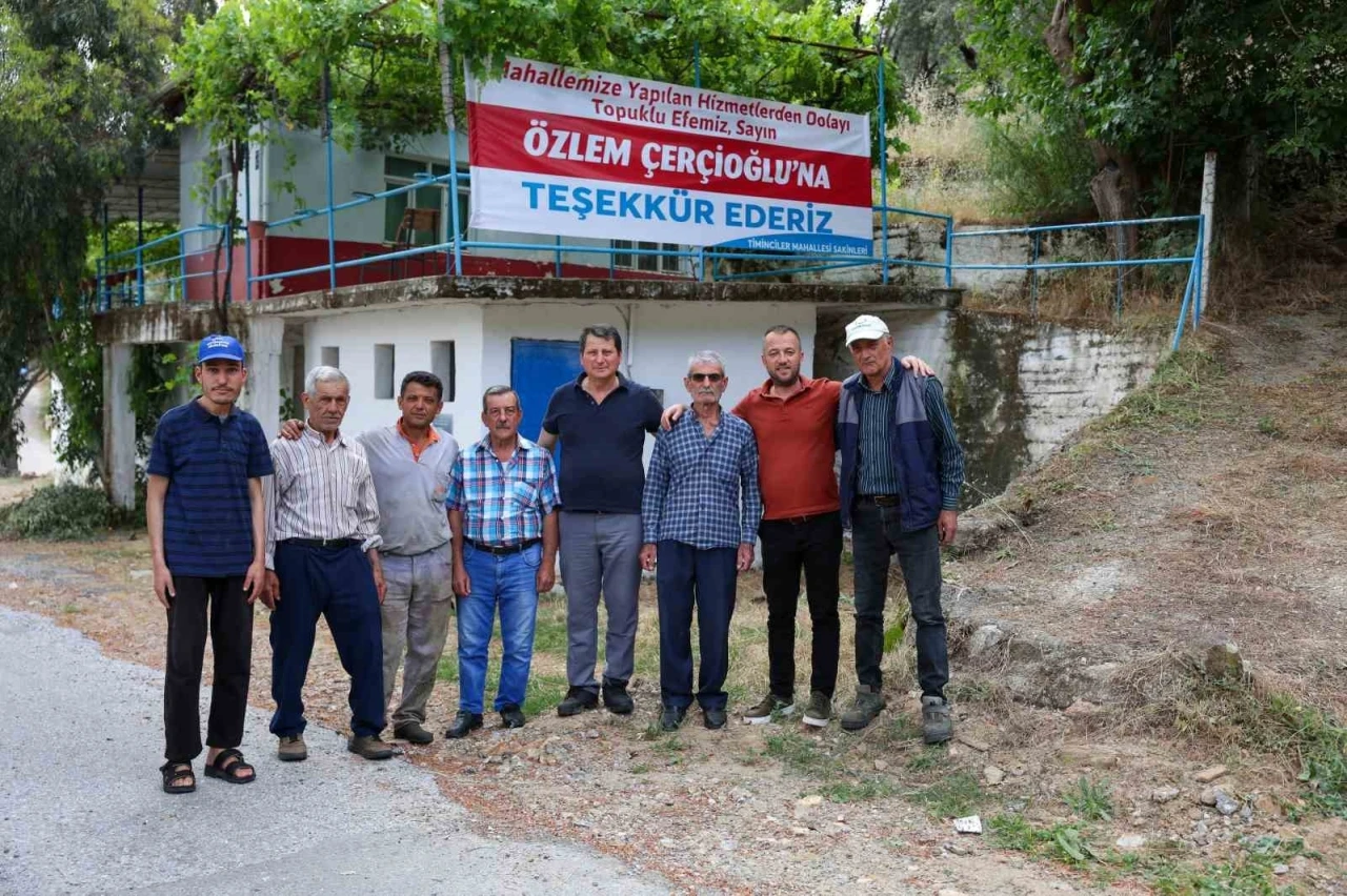 Ko&ccedil;arlılı muhtarlar: "Başkan &Ccedil;er&ccedil;ioğlu hizmeti ayağımıza getirdi"
