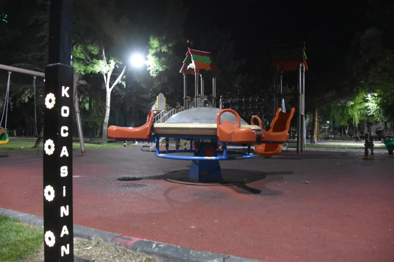 Kocasinan’ın göz alıcı parkları şehre renk katıyor
