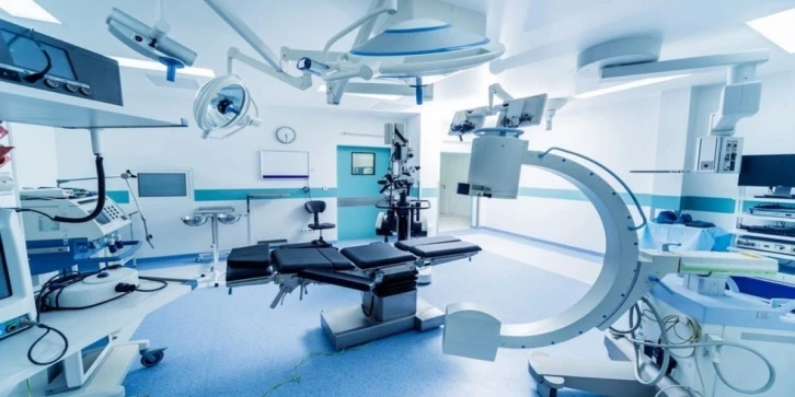 Kolamu&ccedil;: &ldquo;Tıbbi malzeme &uuml;retiminde de İHA ve SİHA&rsquo;daki atılımı yapmalıyız&rdquo;
