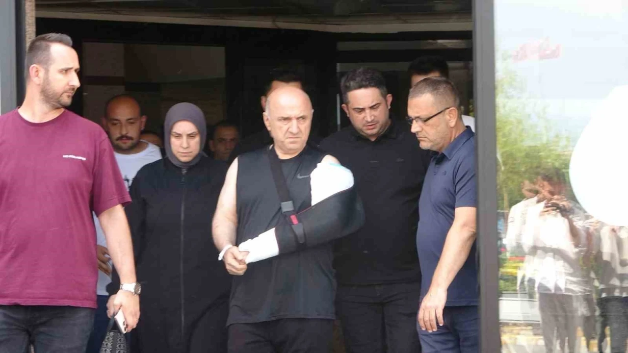 Kolundan vurulan Başkan Bıyık taburcu edildi: &quot;Parmaklarımda his kayıpları var&quot;
