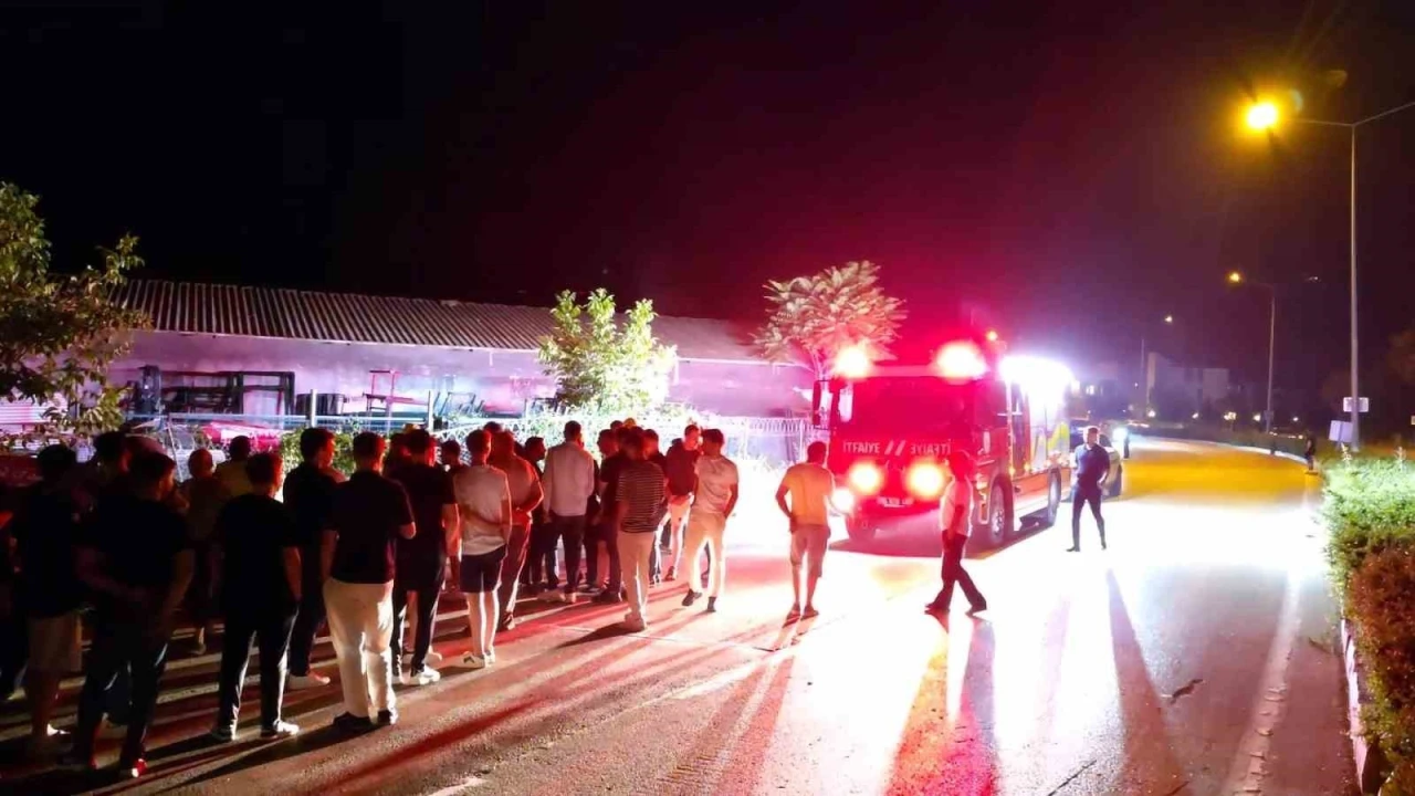 Kontrolden &ccedil;ıkan cip takla attı: 2 yaralı
