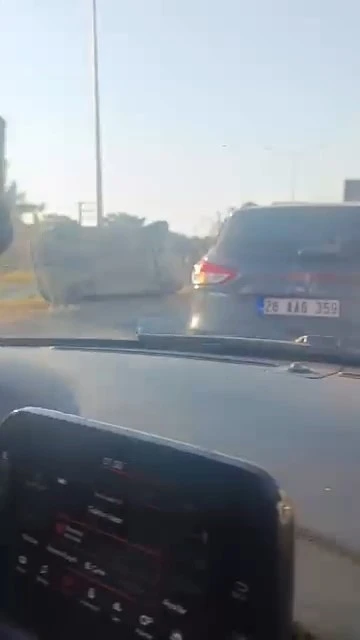 Kontrolden &ccedil;ıkan otomobil takla attı
