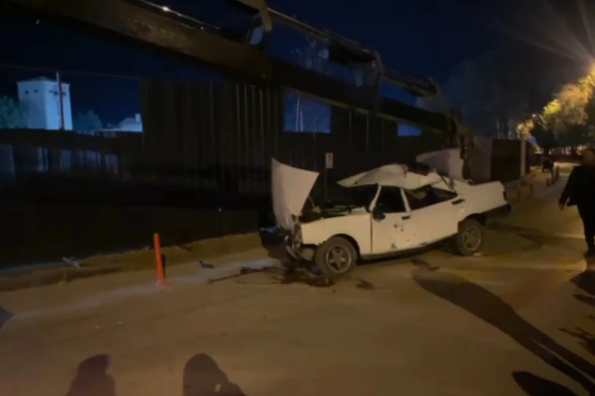 Kontrolden &ccedil;ıkan Tofaş inşaat sahasına u&ccedil;tu
