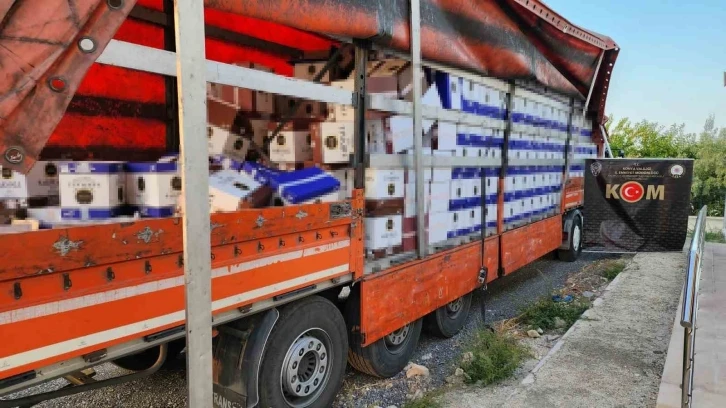 Konya&rsquo;da 15 milyon 550 bin doldurulmuş sigara ve makaron ele ge&ccedil;irildi
