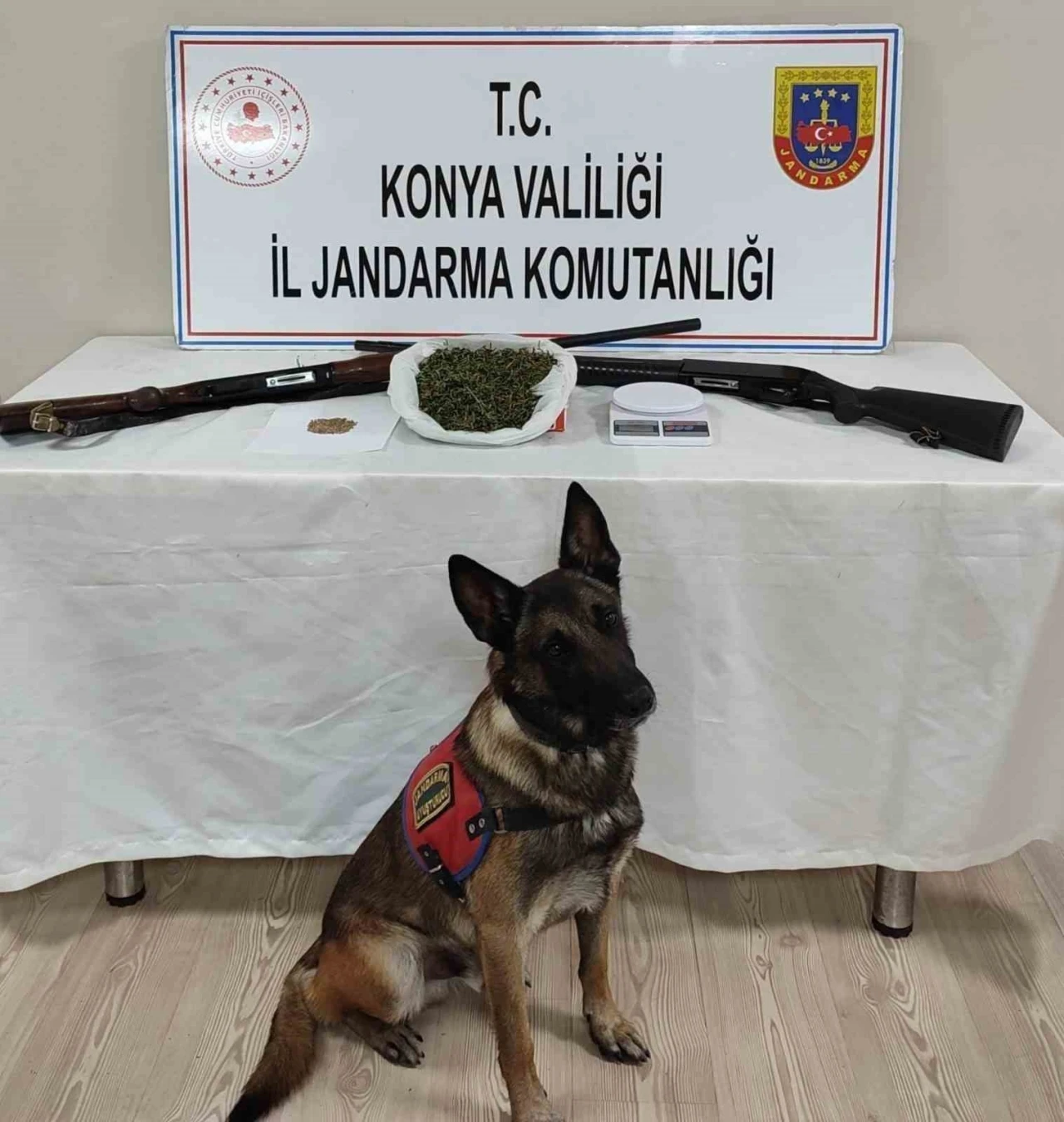 Konya’da jandarma ekiplerinden uyuşturucu operasyonu