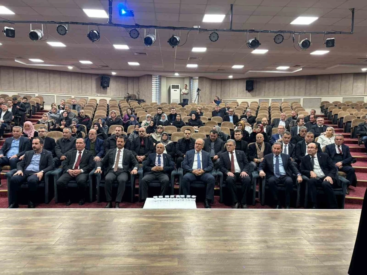 Konya&rsquo;da kooperatif&ccedil;iliğin kahramanları &ouml;d&uuml;llendirildi
