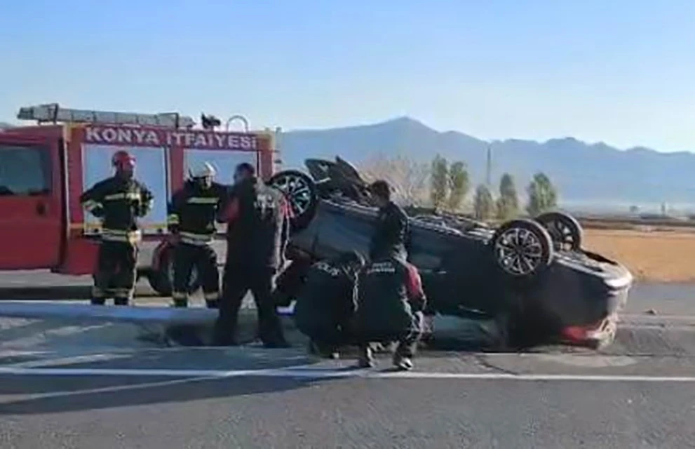 Konya’da otomobil takla attı: 3 yaralı
