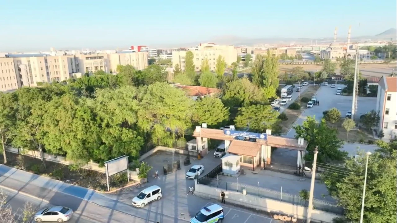 Konya polisinden uyuşturucu operasyonu: 47 şüpheli tutuklandı
