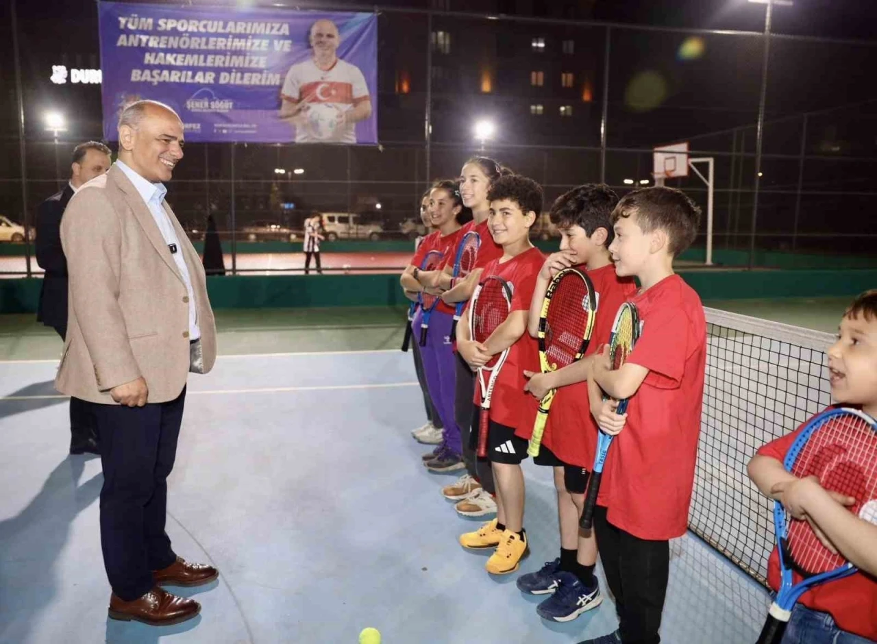 Körfez Kent Spor Kompleksi açıldı

