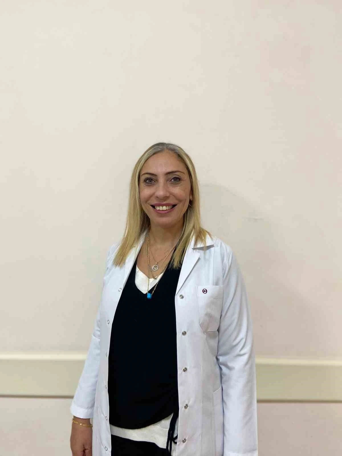 Korkuteli Devlet Hastanesi&rsquo;ne cildiye uzmanı atandı
