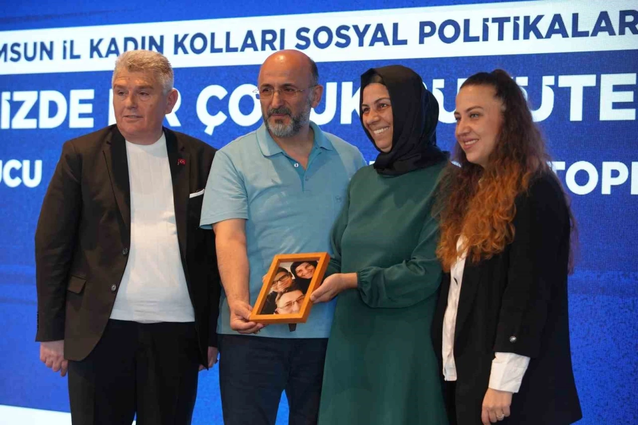Koruyucu aileler gözyaşlarıyla konuştu: &quot;Onlar bizi değiştirdi&quot;
