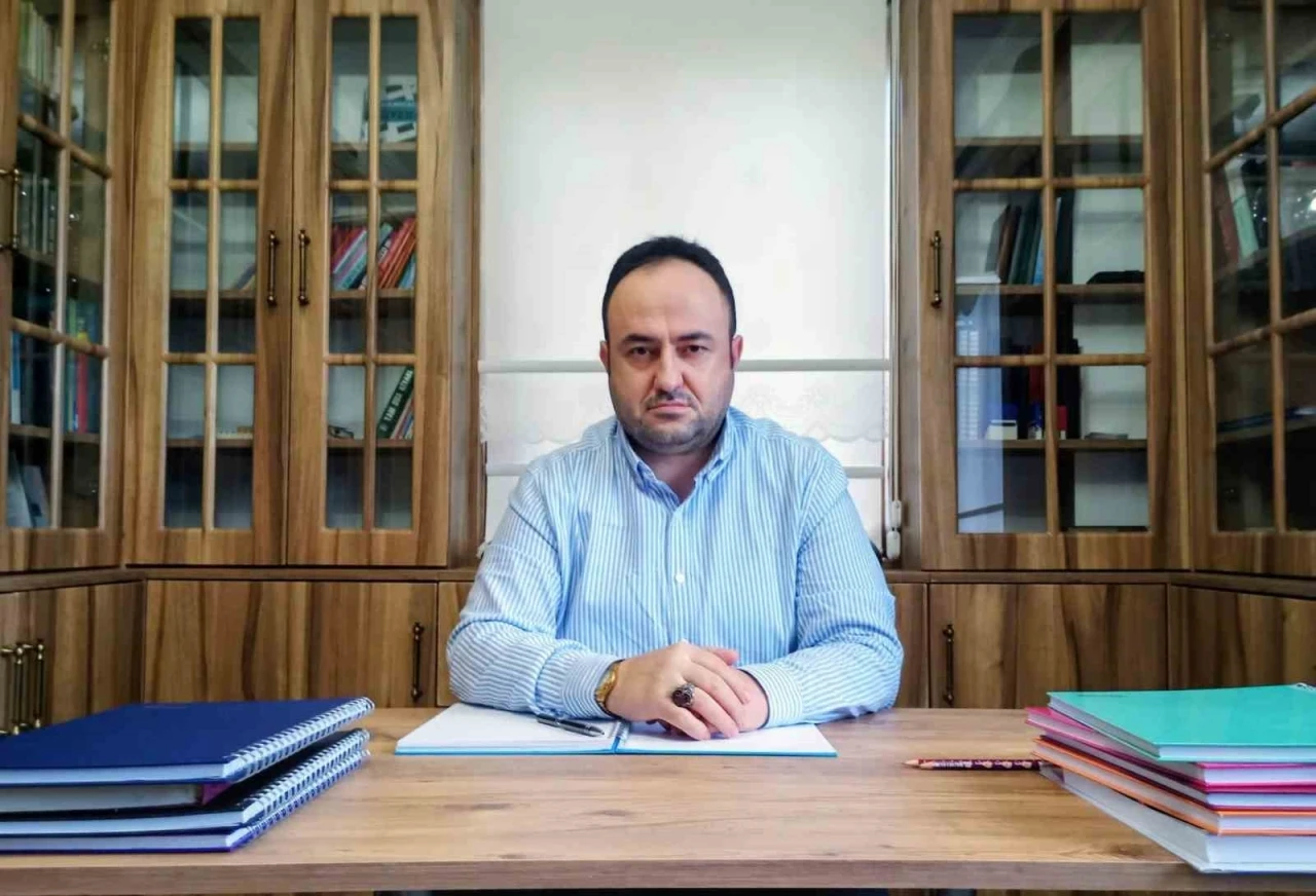 K&ouml;se&rsquo;den Rahmi Ko&ccedil; tepkisi: "G&uuml;lenler de bu tablonun par&ccedil;ası"
