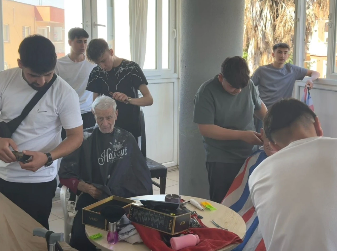 Köşk MTAL öğrencileri, huzurevi sakinleri ile bir araya geldi
