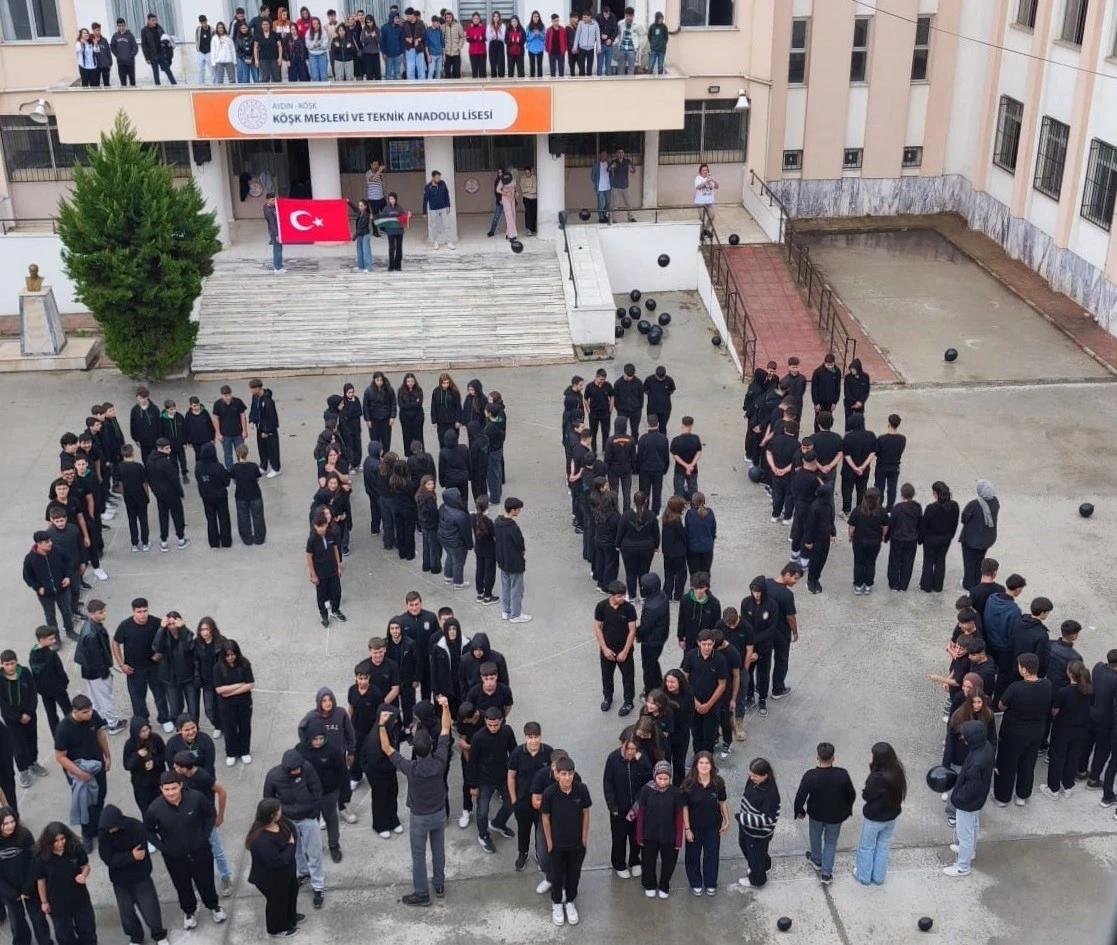 Köşk’te öğrenciler Gazze’yi unutmadı
