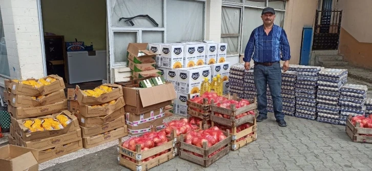 K&ouml;y muhtarından vatandaşlara hediye
