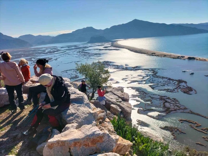 Çandır Seyir Terası, nefis manzaralar sunuyor