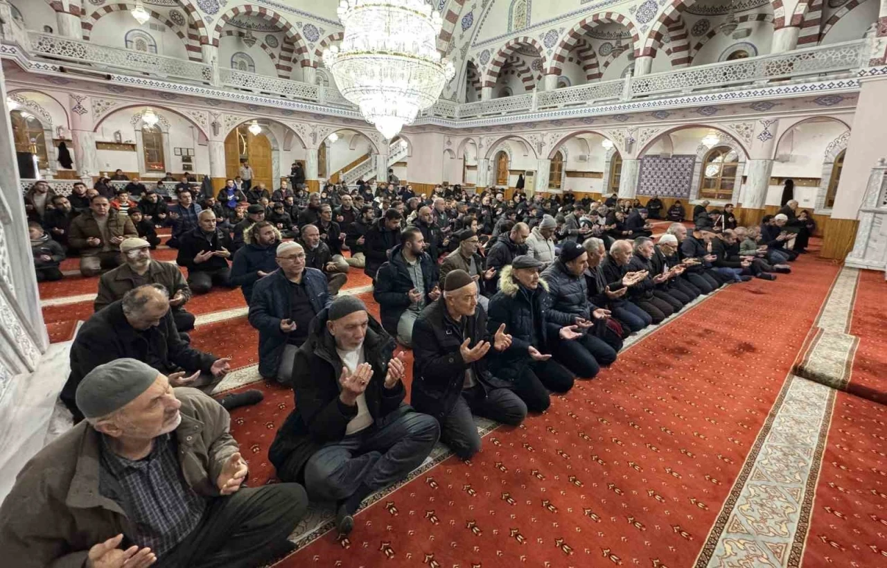 K&ouml;yceğiz&rsquo;de Berat Kandili &ouml;zel programlarla idrak edilecek
