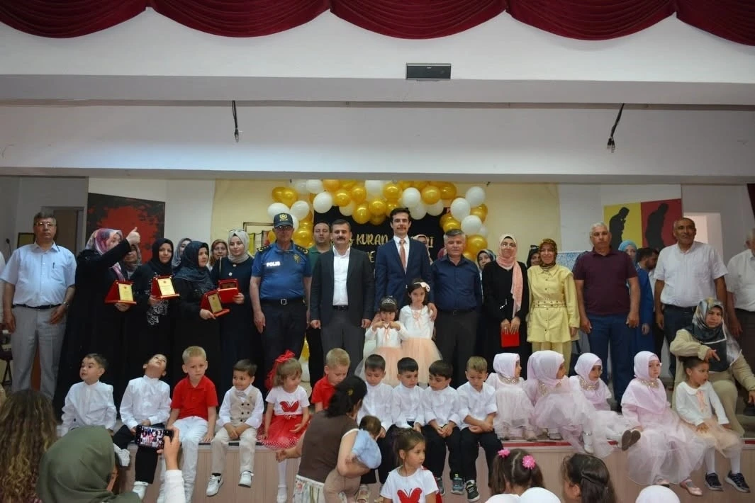 K&ouml;yceğiz&rsquo;de Kur&rsquo;an kurslarının minik &ouml;ğrencileri duygulandırdı
