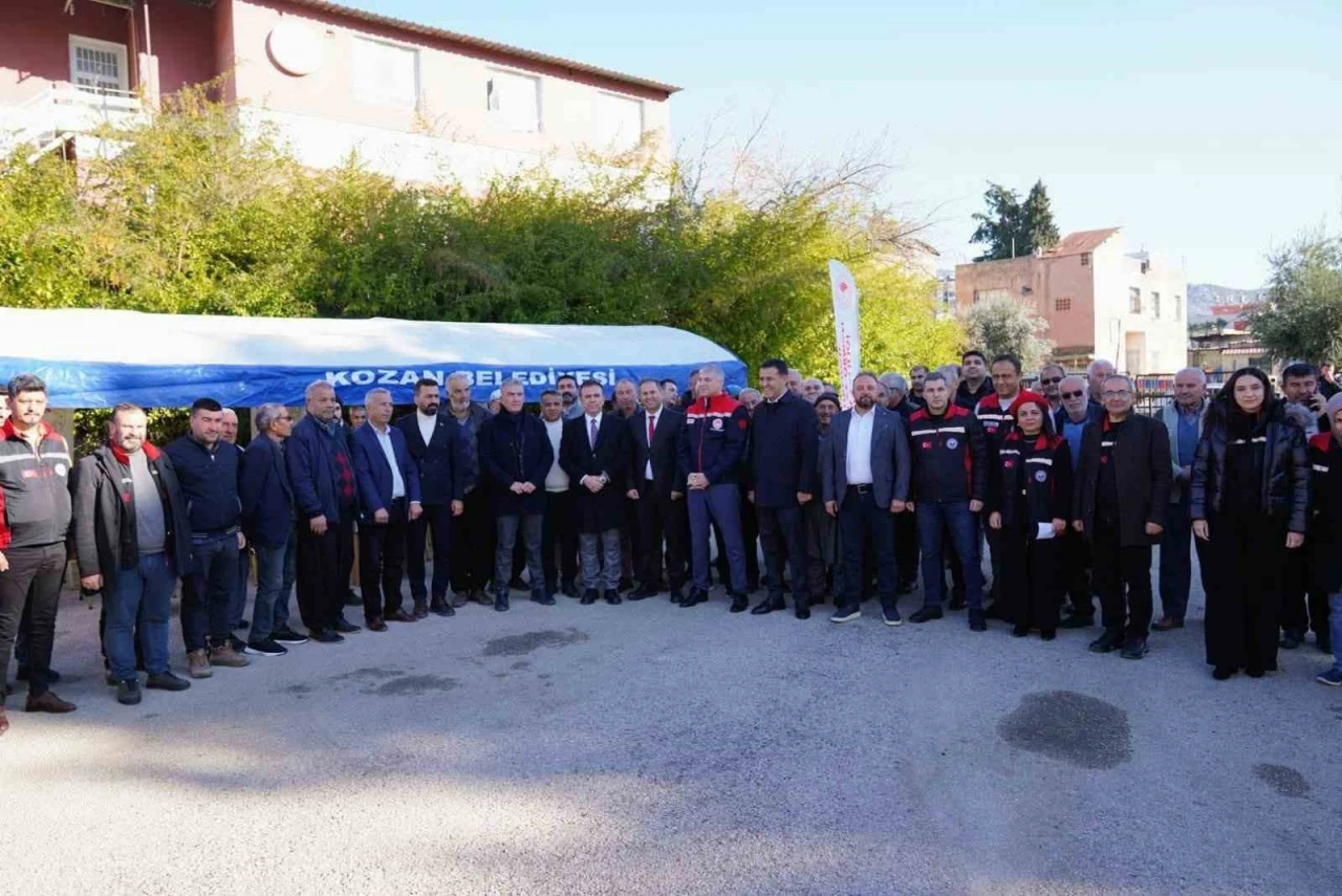 Kozan&rsquo;da 453 &uuml;reticiye ay&ccedil;i&ccedil;eği tohumu desteği
