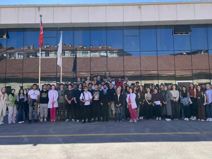 KSB&Uuml; Diş Hekimliği Fak&uuml;ltesi birinci sınıf &ouml;ğrencilerine oryantasyon programı
