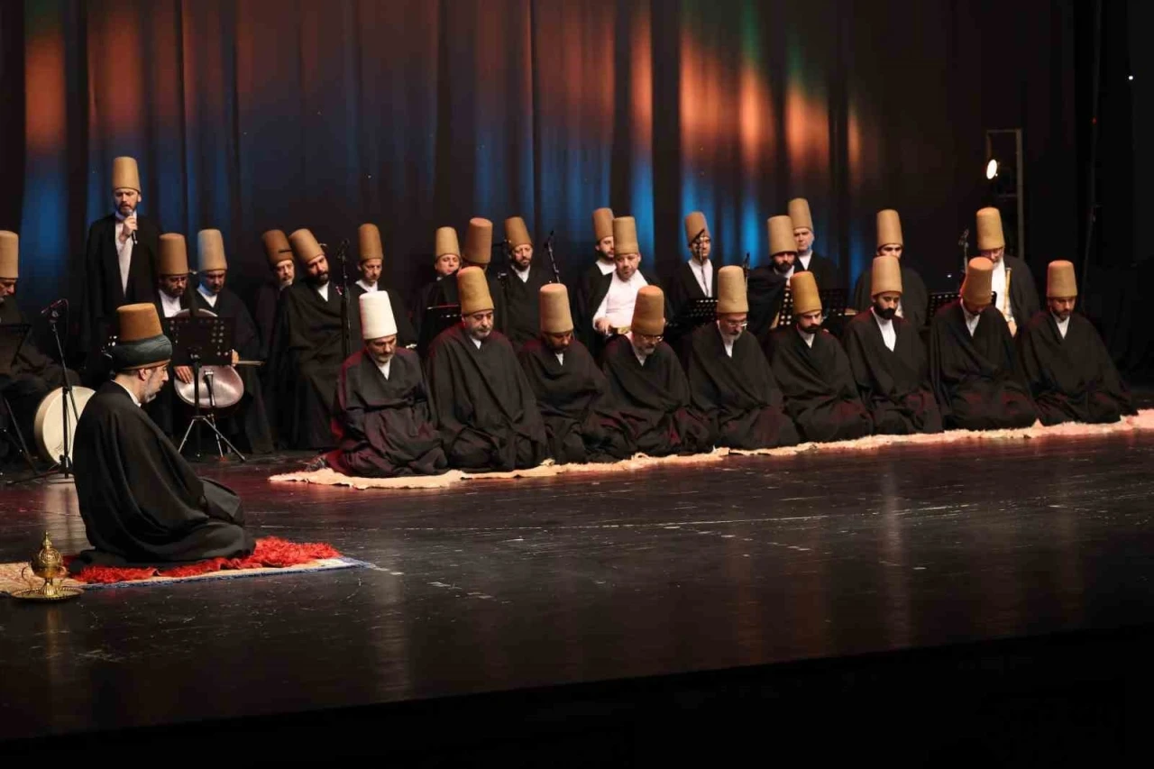 K&uuml;&ccedil;&uuml;k&ccedil;ekmece&rsquo;de &lsquo;Şeb-i arus&rsquo; programı d&uuml;zenlendi
