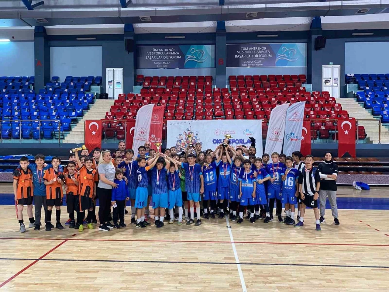 Küçükler futsal şampiyonları belli oldu
