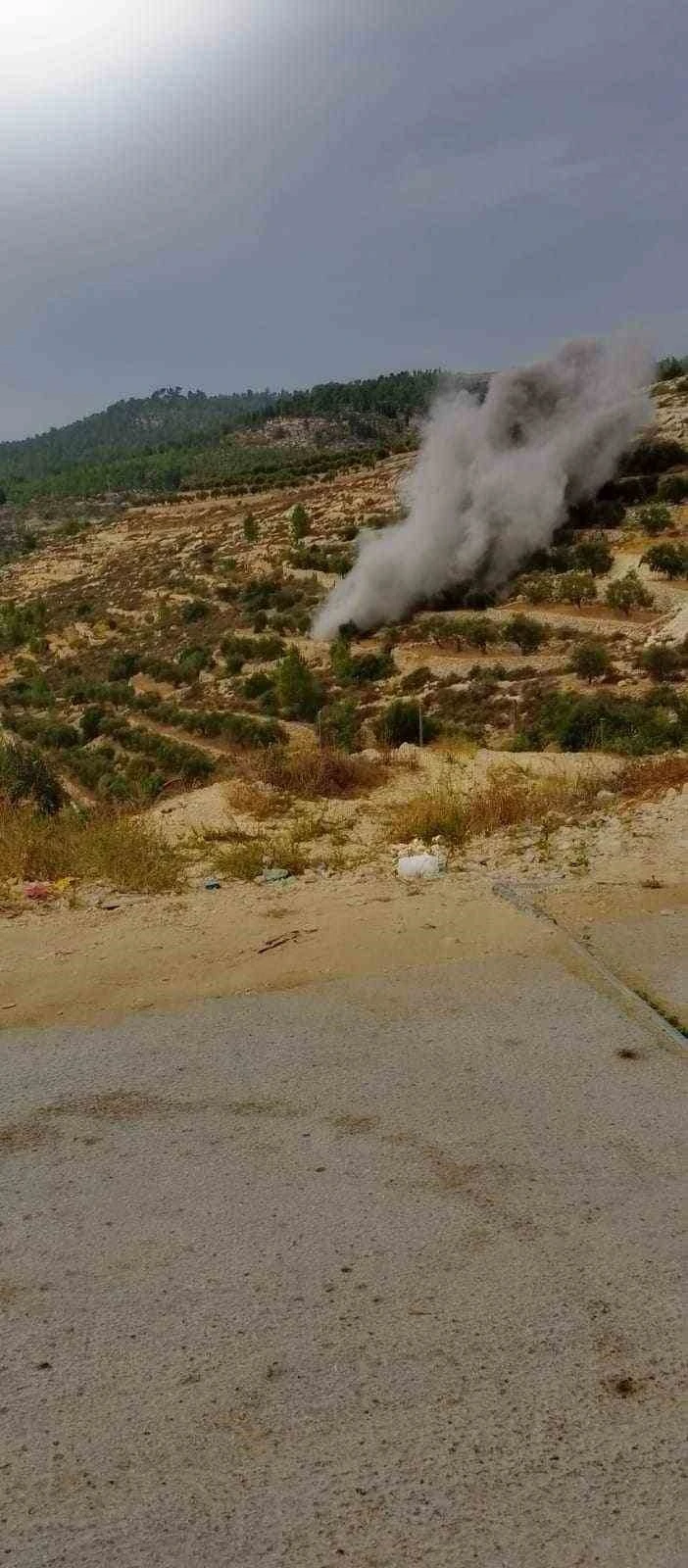 Kud&uuml;s&rsquo;te boş araziye roket d&uuml;şt&uuml;
