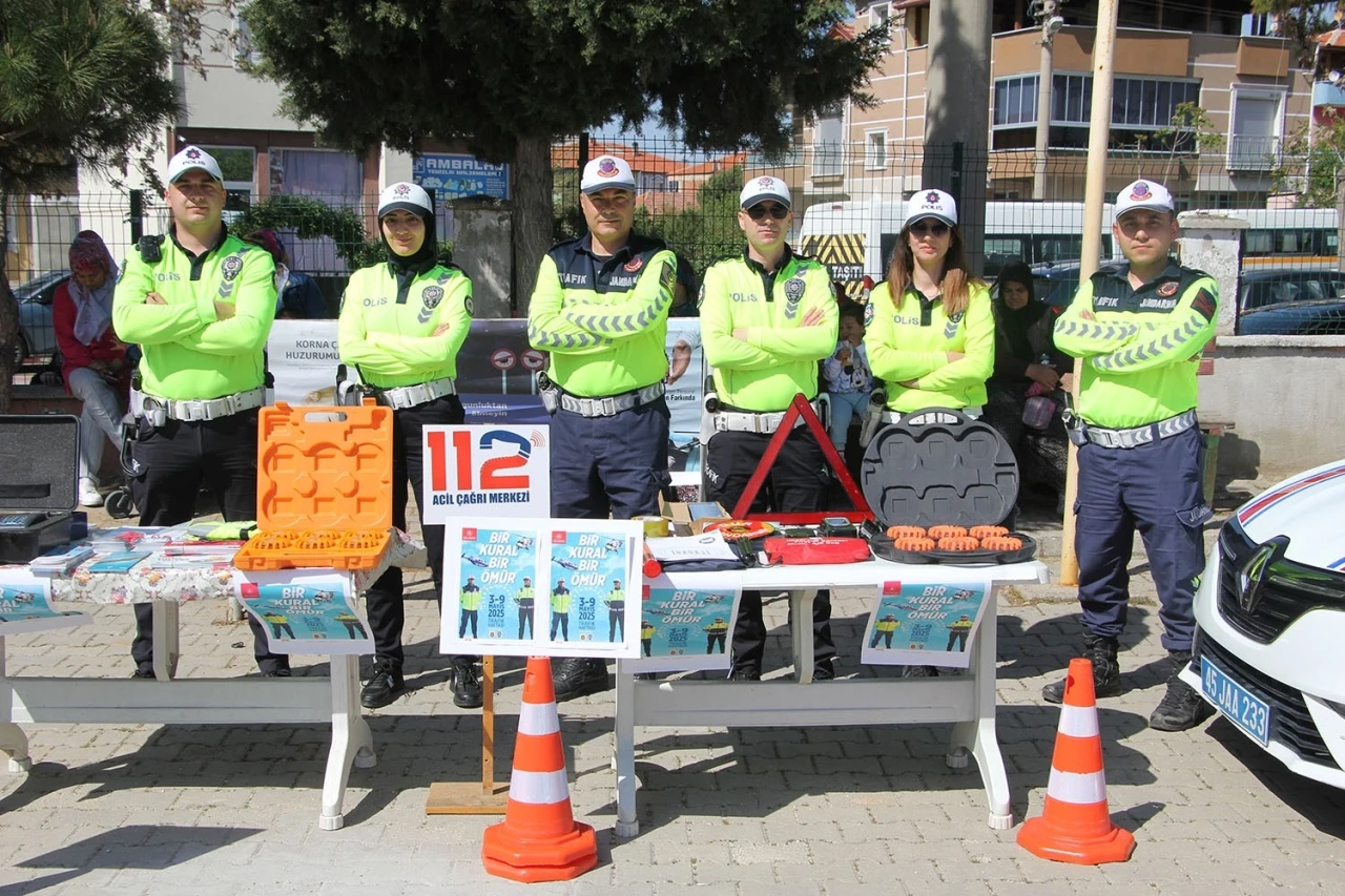 Kula’da Trafik Haftası kutlandı
