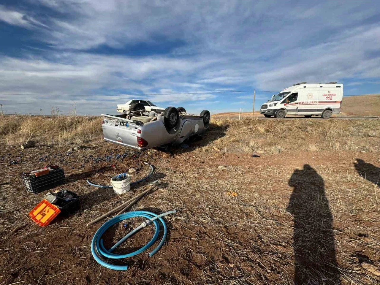 Kulu&rsquo;da belediye aracı takla attı, 3 personel yaralandı
