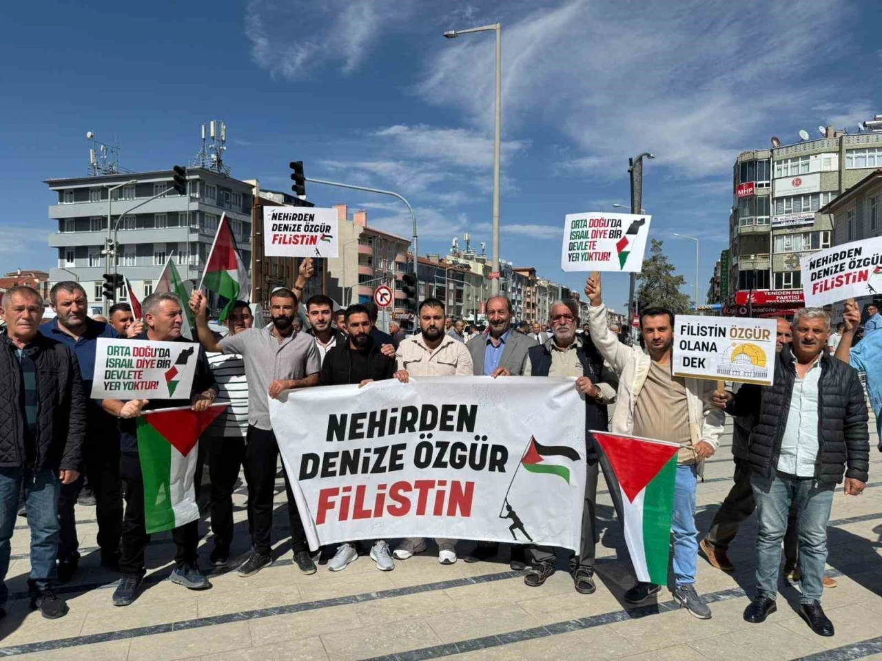 Kulu’dan Gazze ve Sumud filosuna destek
