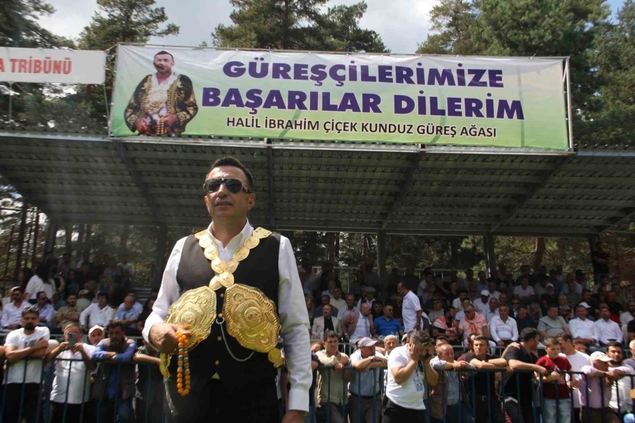 Kunduz er meydanı lig heyecanına hazırlanıyor: Vezirköprü’de güreş şöleni 8 Ağustos’ta başlıyor
