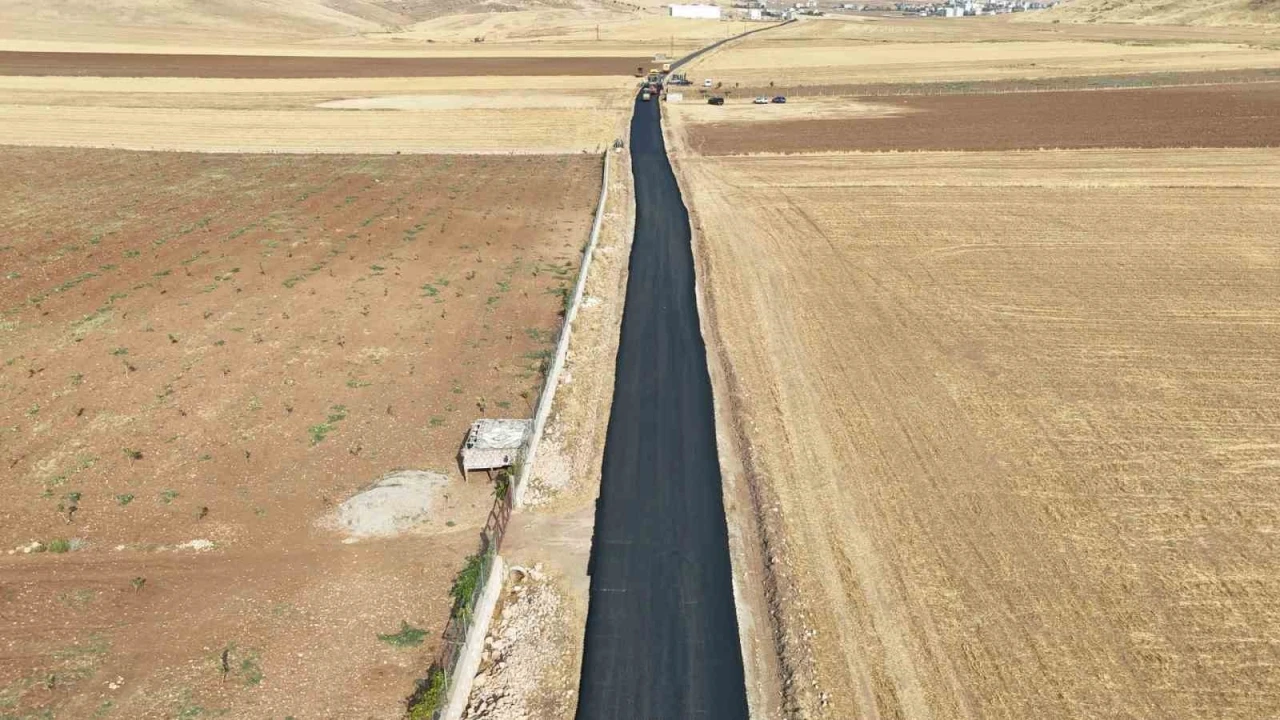 Kurtalan-Kayabağlar yolu sıcak asfaltla buluşuyor
