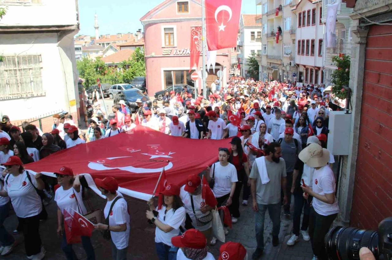 Kurtuluş Savaşı ruhunu, 95 kilometrelik İstiklal Yolu y&uuml;r&uuml;y&uuml;ş&uuml;yle yaşatacaklar
