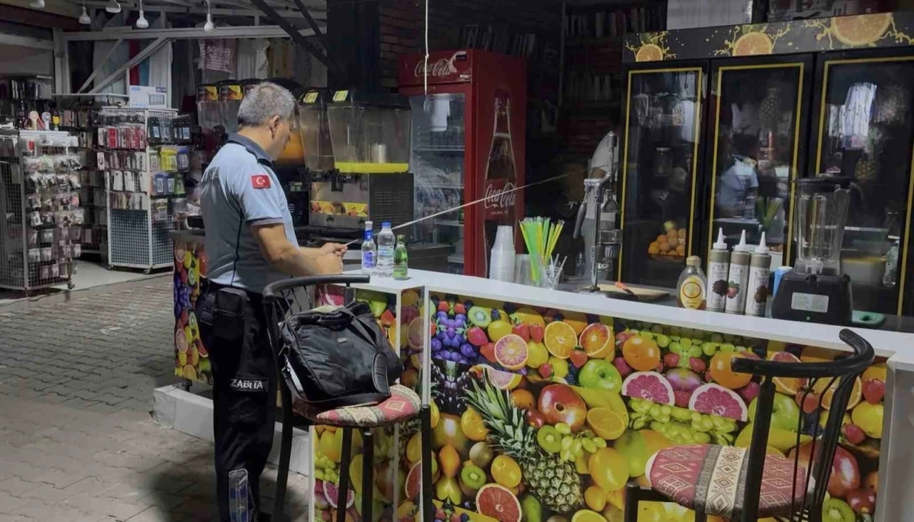 Kuşadası Belediyesi&rsquo;nden G&uuml;zel&ccedil;amlı Sahil Pazarı&rsquo;nda denetim ve yer tahsis &ccedil;alışması
