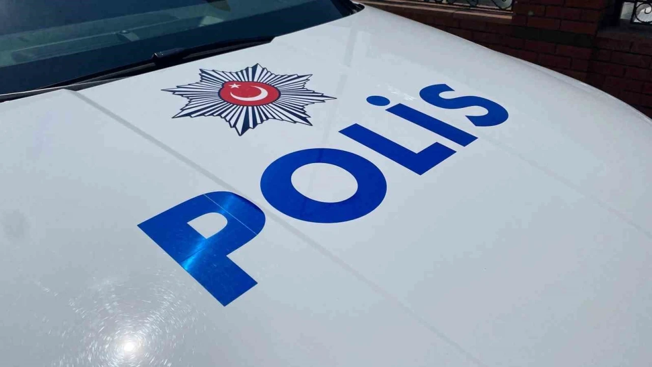 Kuşadası&rsquo;nda hırsızlık ş&uuml;phelisi tutuklandı
