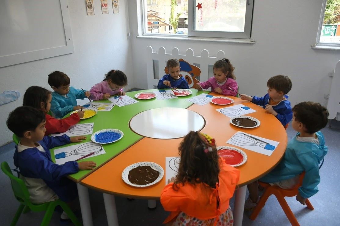 Kuşadası’ndaki Çocuk Gelişim Merkezi yazın da hizmet vermeye