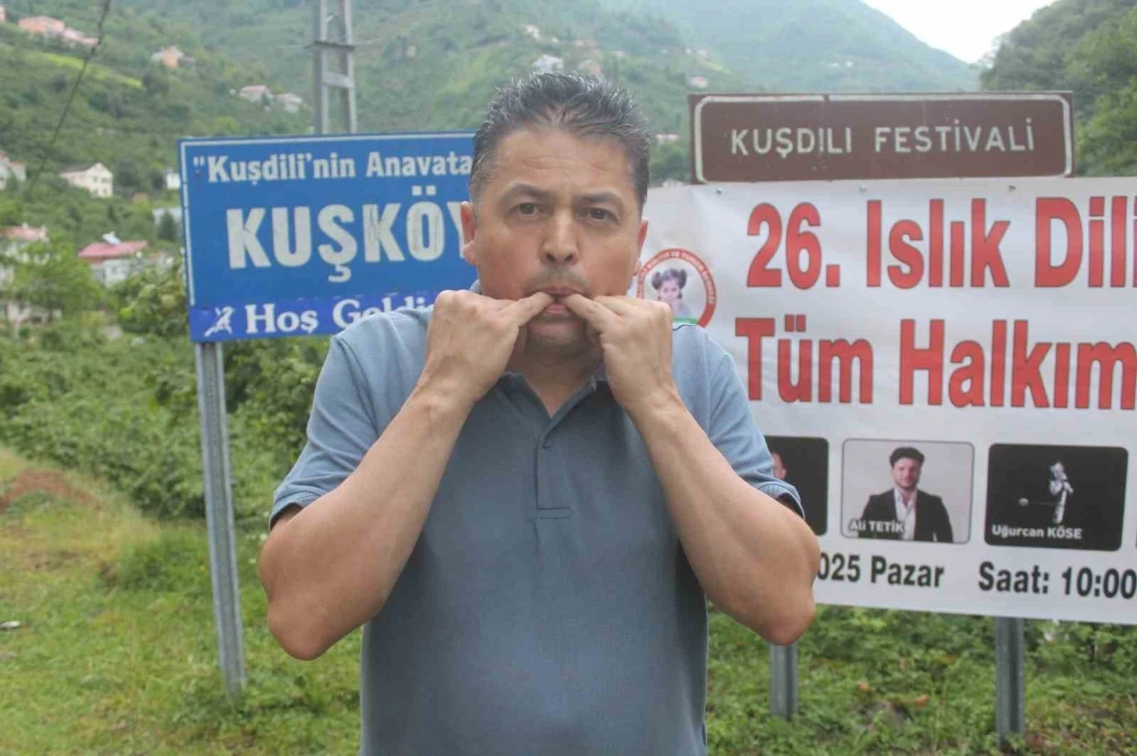Kuşlar gibi konuştular, festivale davet ettiler
