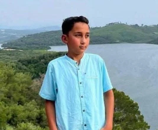 Kuşlarla oynarken damdan d&uuml;şen 12 yaşındaki &ccedil;ocuk hayatını kaybetti
