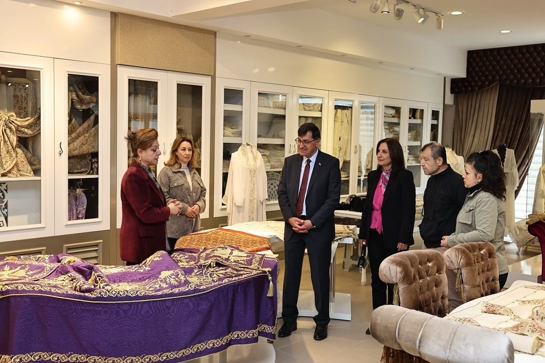 Kütahya Belediye Başkanı Kahveci’den kültürel üretime destek
