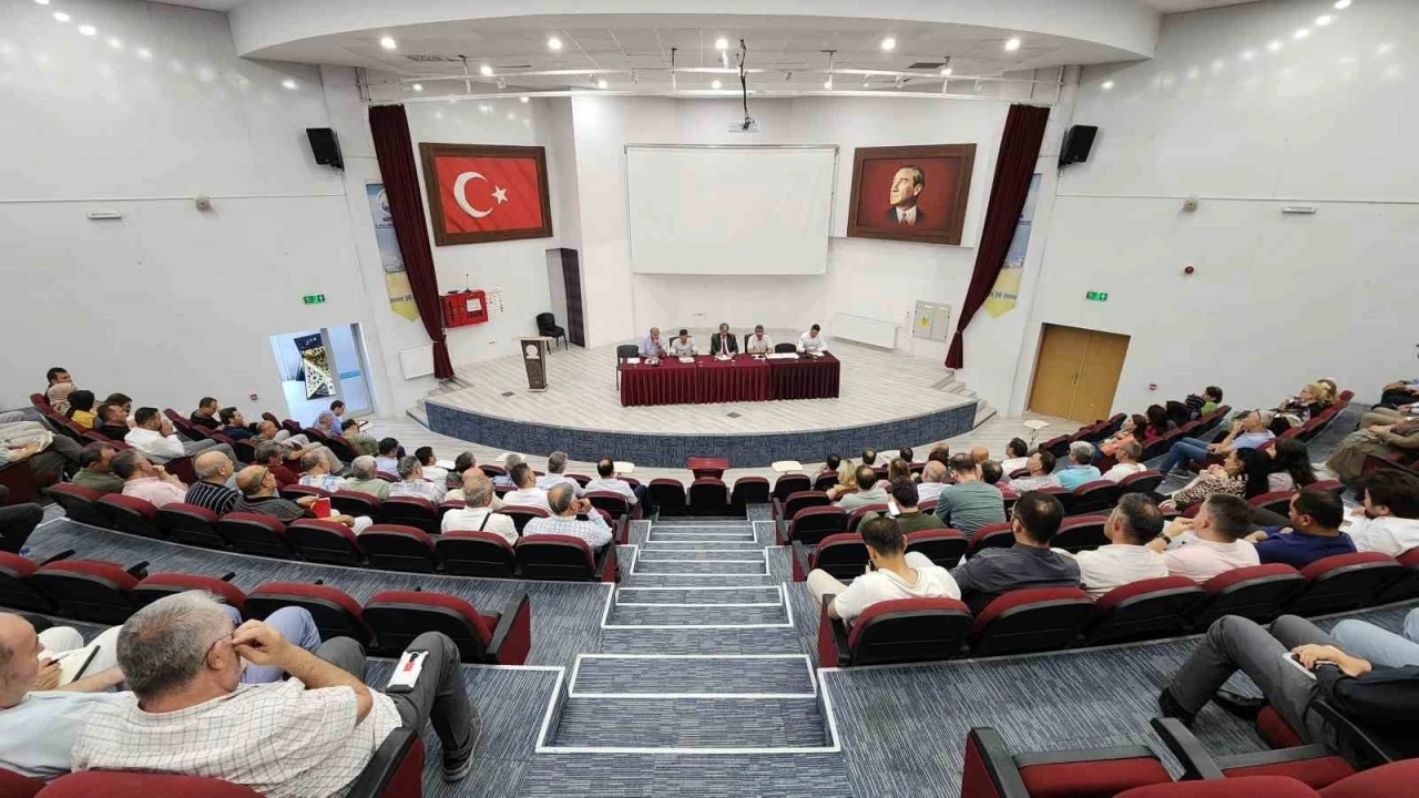 Kütahya’da 2024-2025 eğitim öğretim yılını değerlendirme toplantısı

